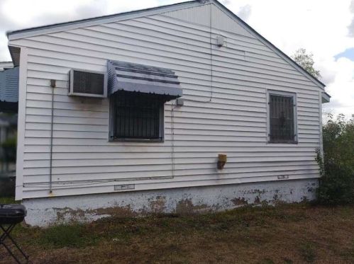 5703 Arlington Park Dr, Dallas TX  75235-6203 exterior