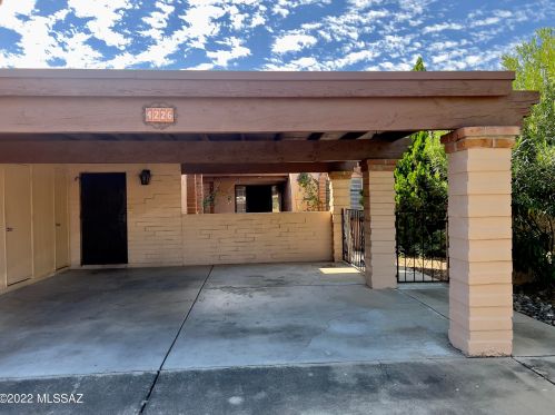 4226 Presidio Rd, Tucson, AZ 85712-1045
