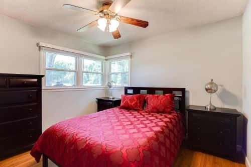 207 County Rd F, Saint Paul MN 55110-3845 exterior