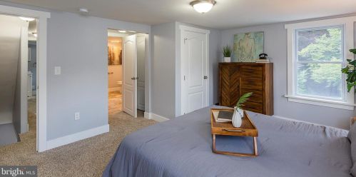 328 Walnut St, Lancaster PA  17602-2404 exterior