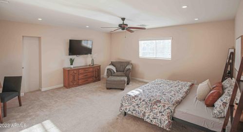 902 Claremont St, Phoenix AZ  85013-1360 exterior