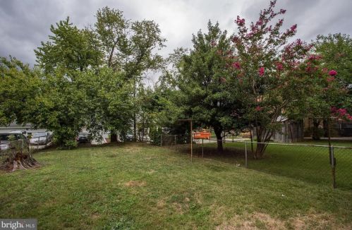 872 Bellevue St, Washington DC  20032-6053 exterior