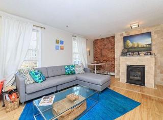 4 Derne St, Boston MA  02114-4237 exterior