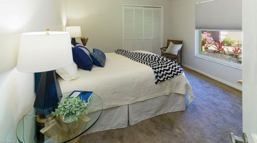 5564 Foxhunt Way, Naples FL exterior