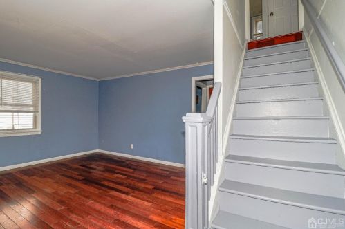 134 Wood Ave, Iselin NJ  08830-1542 exterior