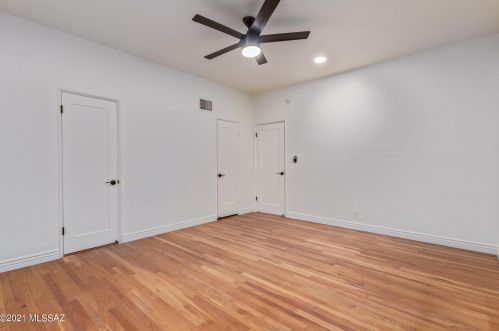 2109 Grant Rd, Tucson AZ  85719-3412 exterior