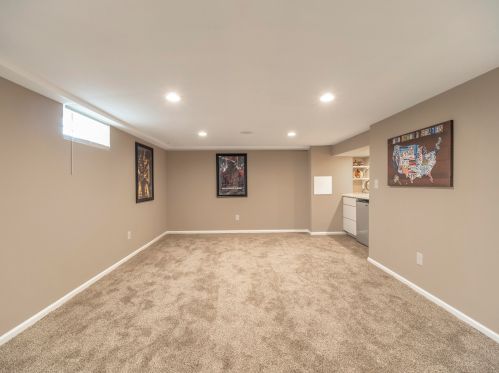 5042 68th St, Milwaukee WI  53220-4514 exterior