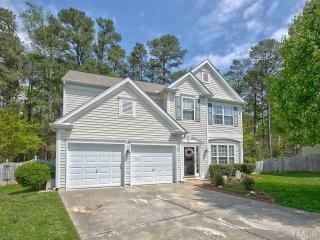 107 Walnut Hill Ct, Apex, NC 27502-3764