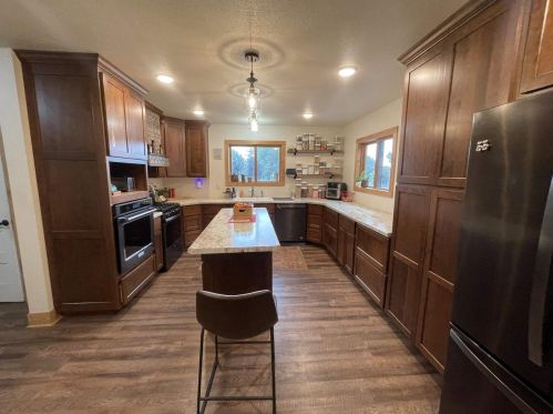 1724 Grumann Dr, Tomah WI  54660-1002 exterior