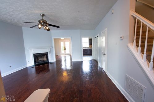 3929 Hancock Cir, Atlanta, GA 30340-4276