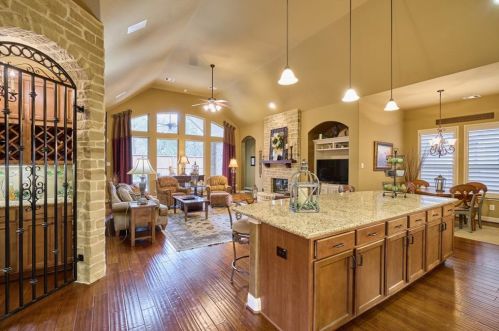 147 Pronghorn Pl, Montgomery TX 77316-6402 exterior