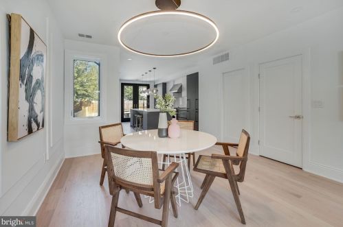 835 Longfellow St, Washington DC  20011-8205 exterior