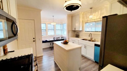 4028 16 St, Milwaukee WI 53209-6913 exterior