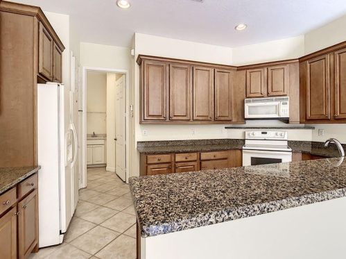 7116 Maidstone Dr, Fort Pierce FL 34986-3346 exterior