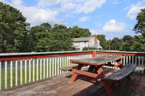 2 Berkshire Ct, Jackson Twp NJ 08527-2409 exterior