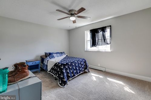 122 Chippewa Trl, Browns Mills NJ 08015-6458 exterior