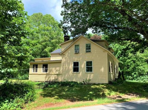 67 Elm St, Concord, NH 03304-3300