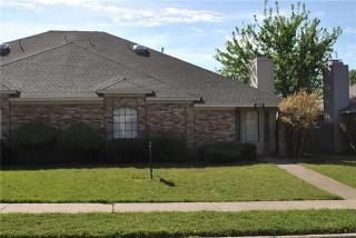 11805 Garden Terrace Dr, Dallas TX  75243-5043 exterior