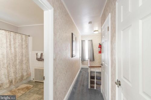 430 Leverington Ave, Philadelphia PA 19128-3315 exterior