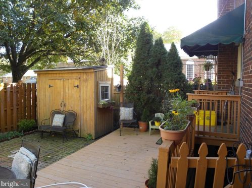 1315 Commonwealth Ave, Alexandria VA  22301-2021 exterior