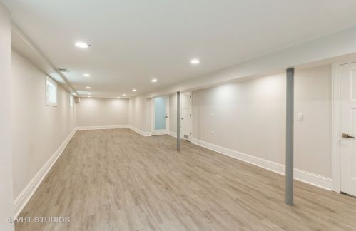 14111 State St, Chicago IL  60827-2235 exterior