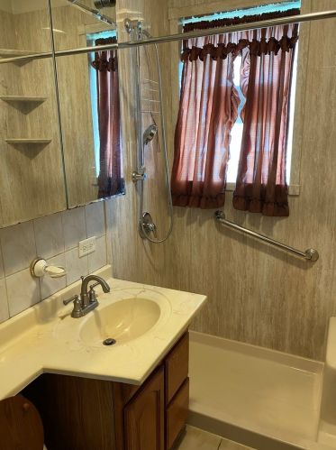 8941 Normal Ave, Chicago IL  60620-2212 exterior