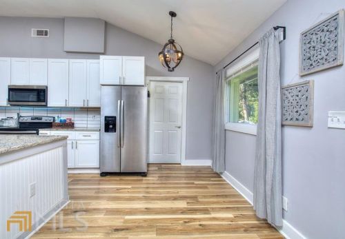 4495 Kent Rd, Atlanta GA  30337-5205 exterior