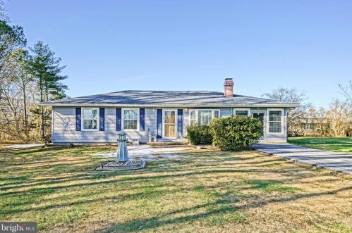 34695 Riviera Dr, Lewes, DE 19958-2648