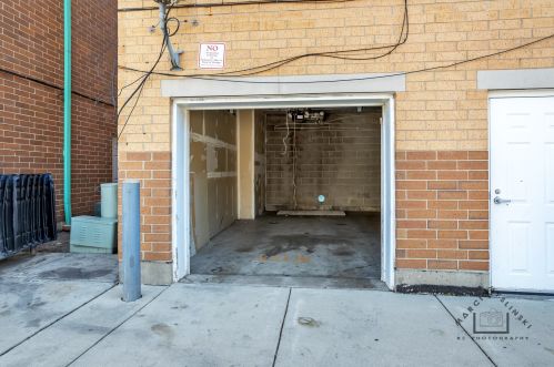 3556 State St, Chicago IL  60609-1941 exterior