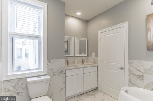 2525 Carlisle St, Philadelphia PA 19132-0040 exterior