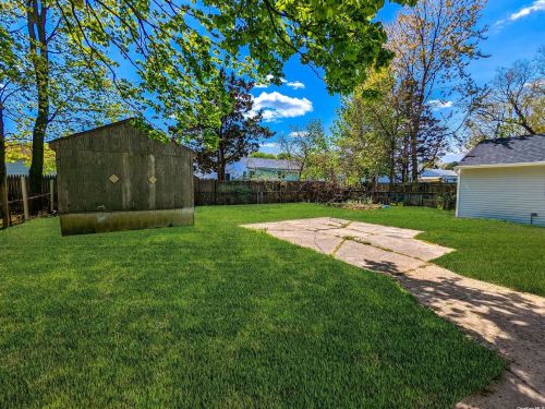 50 Ash St, Central Islip NY 11722-3828 exterior