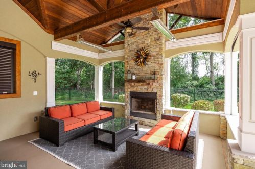 42 Jasmine Rd, Lumberton Township NJ 08048-5285 exterior