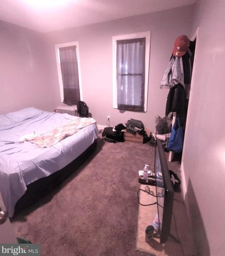 1124 Fillmore St, Philadelphia PA 19124-2927 exterior