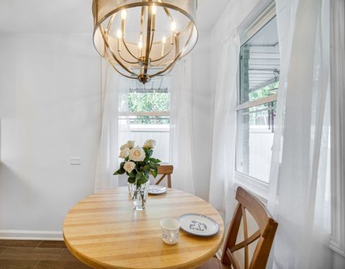 6343 Legett Ave, Chicago IL 60646-4231 exterior