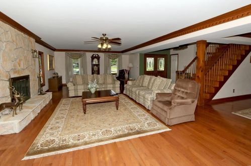 5124 Carriage Trace Dr, Saint Louis MO 63128-3150 exterior