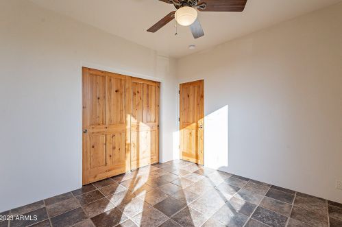 48909 3rd Ave, Phoenix AZ 85027-4700 exterior