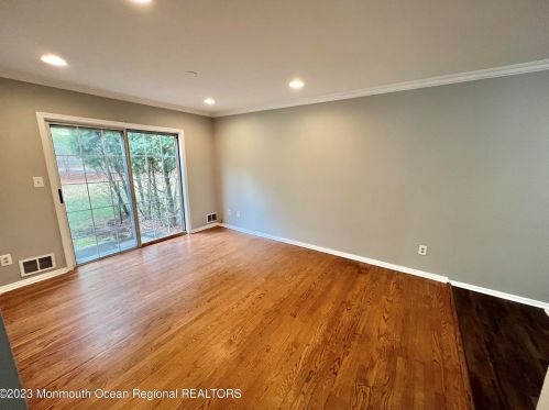 833 Mariposa Ct, Morganville NJ  07751-1758 exterior