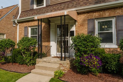 4130 46th St, Milwaukee, WI 53216-1525