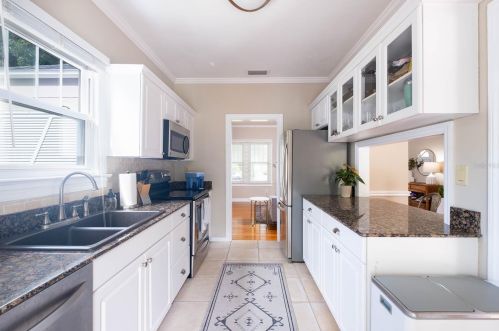 108 Lincoln Ave, Tampa FL  33609-3045 exterior