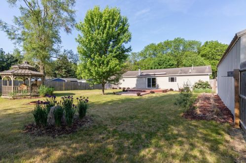 8649 12 St, Kalamazoo MI 49009-9085 exterior