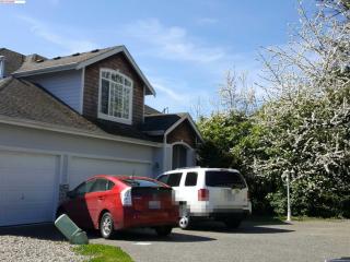 753 Vashon Ave, Seattle, WA 98059-5785