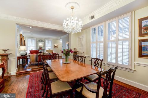 217 6 St, Washington DC 20003-1135 exterior