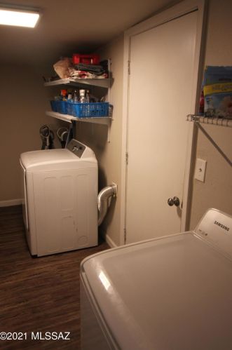 7365 Eastview Dr, Tucson AZ 85710-5519 exterior