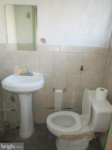 2154 Magee, Philadelphia PA 19149-2313 exterior