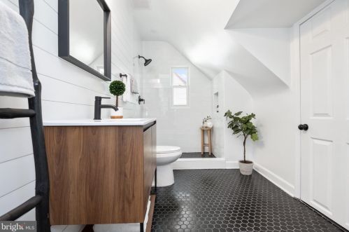 2805 Byron St, Silver Spring MD  20902-2606 exterior