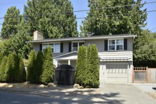 10262 36th Ave, Seattle, WA 98146-1110