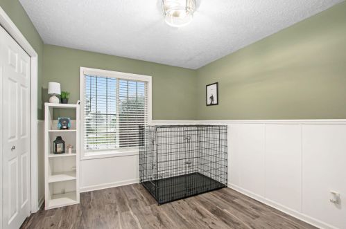 340 Riverwood Dr, Middlevle MI  49333-9092 exterior