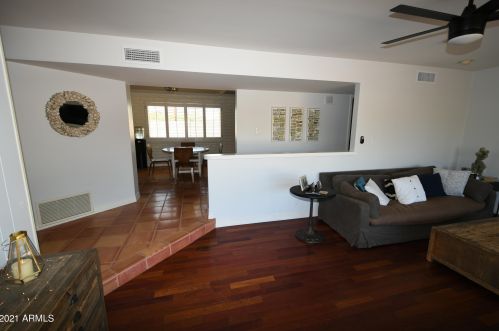 4020 Colter St, Phoenix AZ 85018-1611 exterior