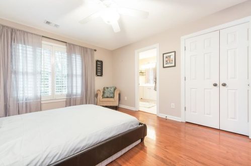 1153 Dunwoody Village Dr, Atlanta GA  30338-2323 exterior