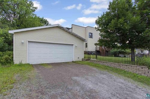 321 8th Ave, Duluth MN 55802-2606 exterior